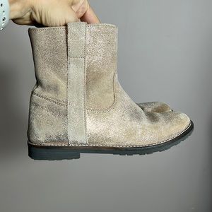 Brotes Girl’s Pink Sparkle Ankle Booties size 33 (US size 1.5)